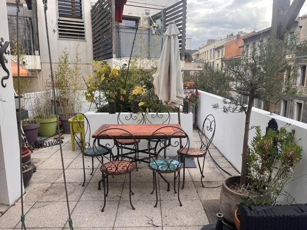 Appartement à MARSEILLE 2EME ARRONDISSEMENT (13002)