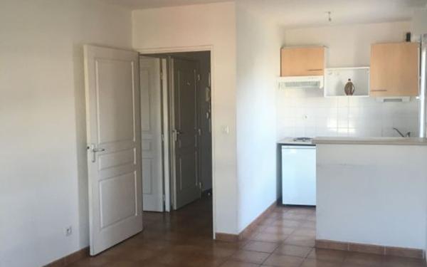 Appartement à louer    1 pièce • 46,54 m2 Nîmes