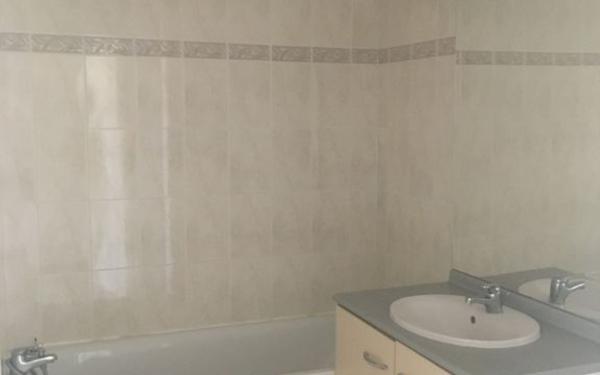 Appartement à louer    1 pièce • 46,54 m2 Nîmes