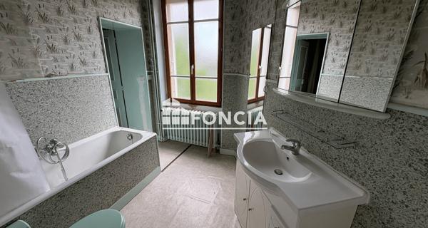 À vendre Maison 5 pièces 116 m² - Tuffé Val De La Chéronne 72160