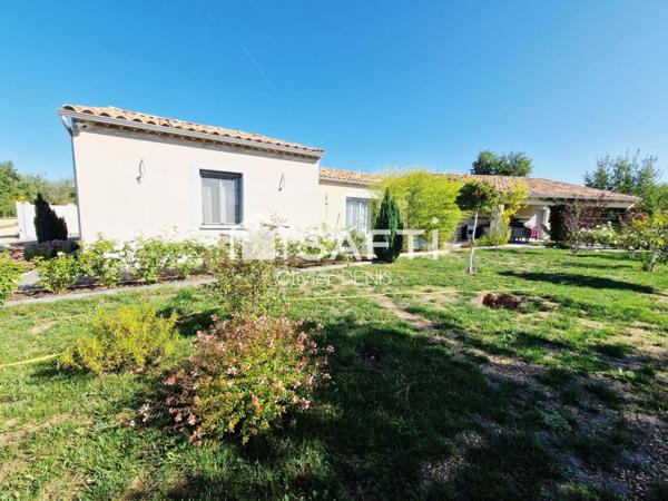 Villa Traditionnelle de plain-pied à Saint-Saturnin les Apt ( 84490 )