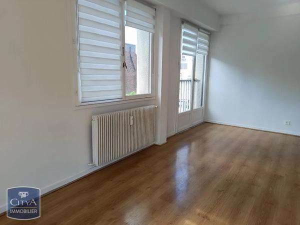 Appartement à louer 2 pièces 39.52m² Lille (59000)