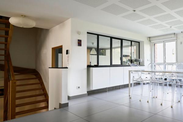 Vente Maison de luxe Lille 5 Pièces 216 m²