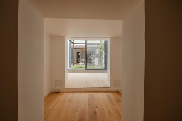 Loft exceptionnel Paris 20e 215 m2 1 700 000 € ** - Référence 6336