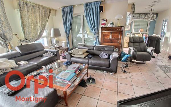 Appartement à vendre    5 pièces •  Montigny-le-Bretonneux