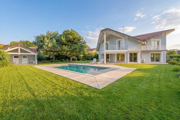 Vente Maison de luxe Prévessin-Moëns 6 Pièces 264 m²