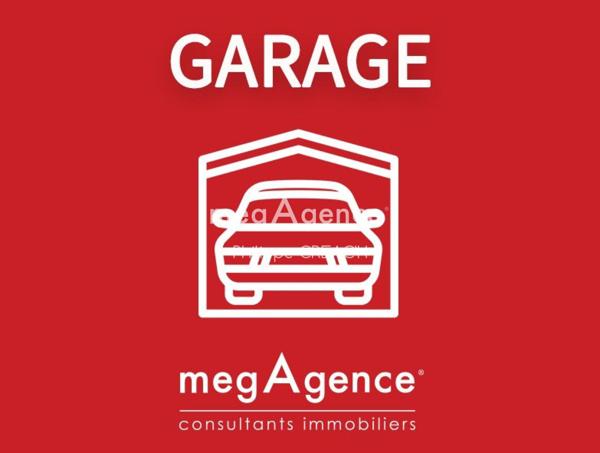 Parking à SAINT-JEAN-D'ANGELY, 17400 -