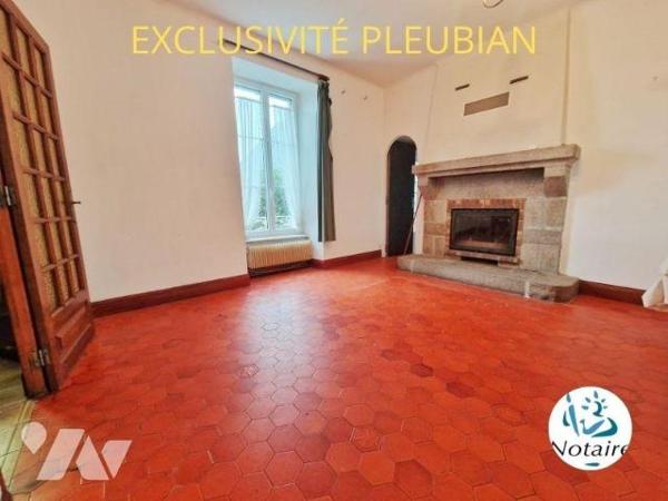 PLEUBIAN EXCLUSIVITE