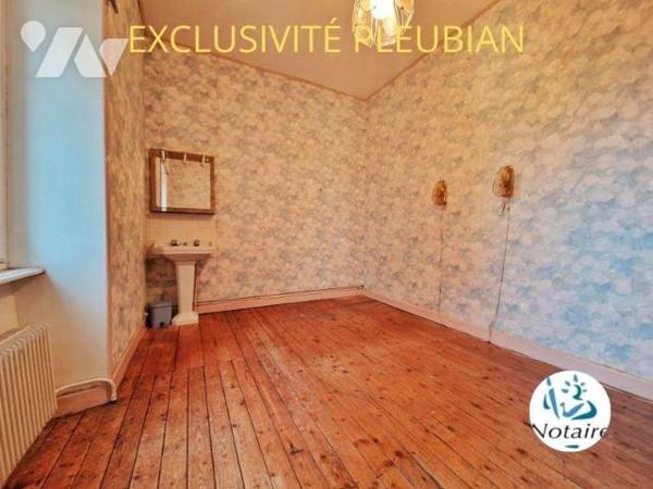 PLEUBIAN EXCLUSIVITE