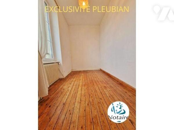 PLEUBIAN EXCLUSIVITE