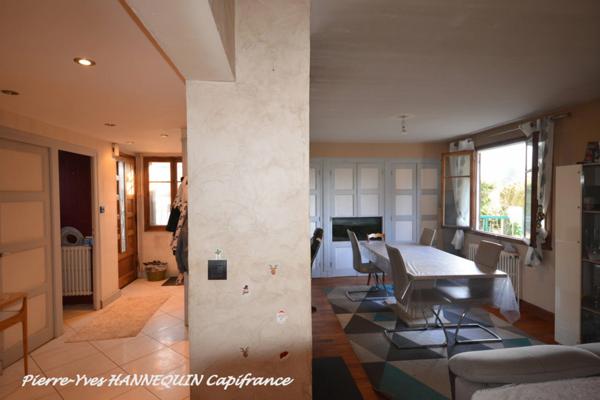 Maison mitoyenne 152 m² Terrain 600 m² – Garage