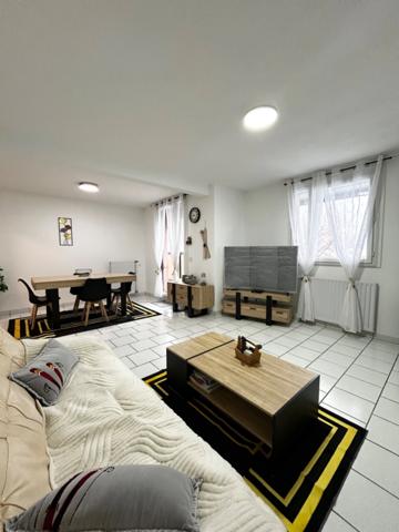 ALBERTVILLE (73) APPARTEMENT Type 4 de 83,47m2