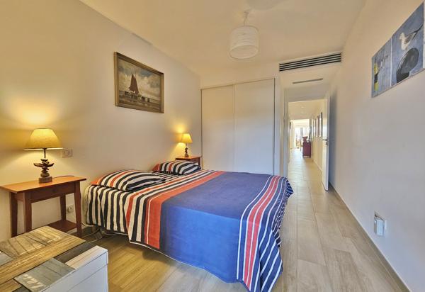 RIVE SUD Agosta Plage - Superbe T4 traversant avec jardin + Garage Albitreccia (20128)