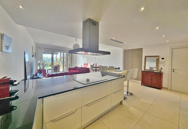 RIVE SUD Agosta Plage - Superbe T4 traversant avec jardin + Garage Albitreccia (20128)
