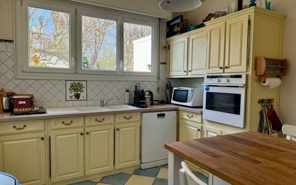 Maison à vendre    10 pièces • 200 m2 Champigny-sur-Marne