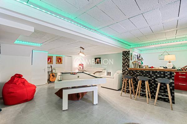 Maison à vendre 8 pièces de 267 m²
