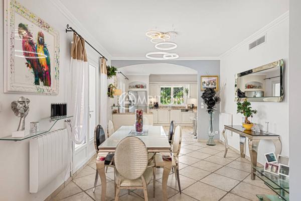 Maison à vendre 8 pièces de 267 m²
