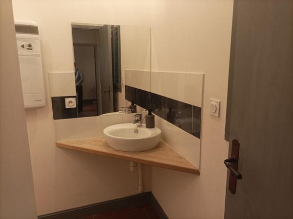 Appartement à louer |                                        Béziers |                                        1 pièce  | 28 m²