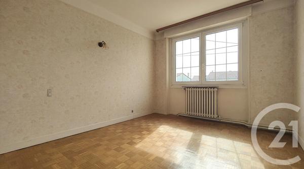 Maison à vendre  6 pièces - 241,37 m 2   DUGNY SUR MEUSE  - 55