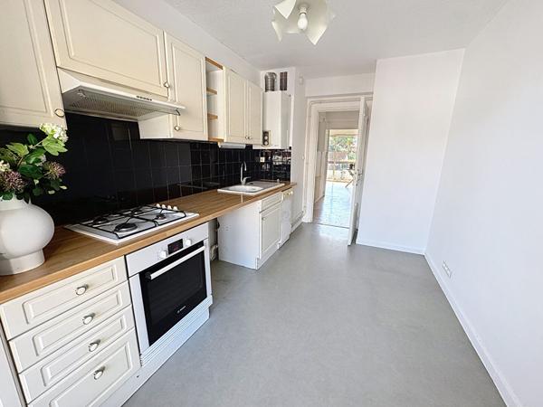 A vendre Appartement Montauban (82) 2 chambres 84,85 m2 balcon ascenseur cellier stationnement centre ville