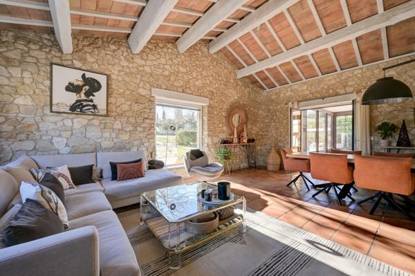 Vente Maison de luxe Aix-en-Provence 10 Pièces 195 m²