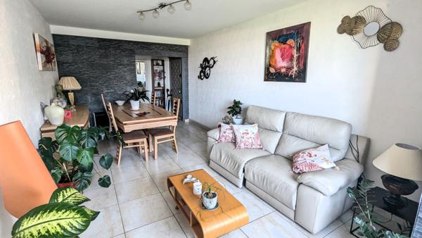 Appt T3 de 75 m² vue l’étang de Thau, ascenceur, étage elevé