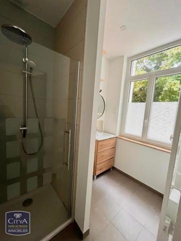 Appartement à louer 1 pièce 42.09m² Calais (62100)