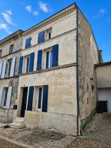 Maison 6 pièces PONS (17) - Centre ville - Piscine - Terrain de 167m²
