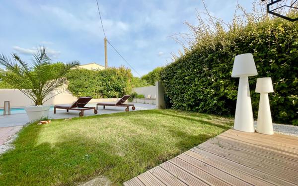 Maison à vendre    6 pièces •  Calvisson