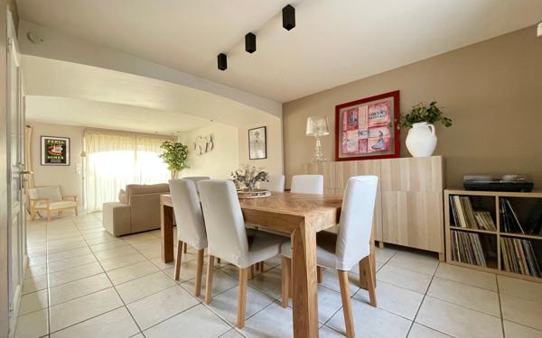 Maison à vendre    6 pièces •  Calvisson