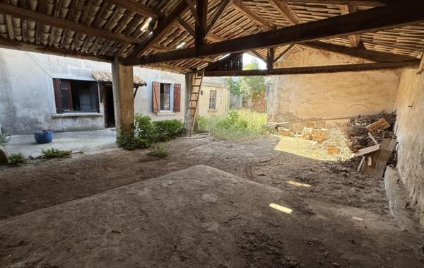 Vente Maison avec remise et jardin à rénover Homps   