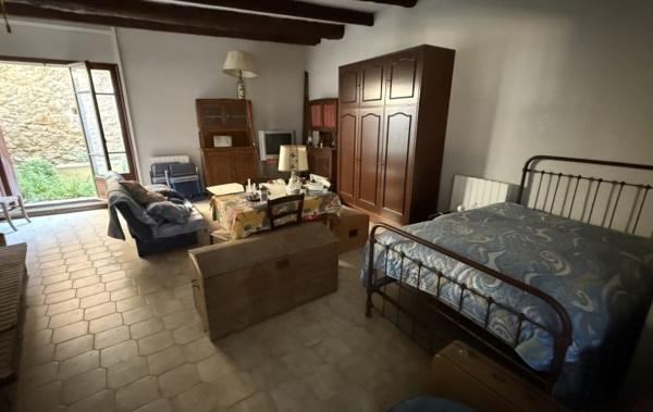 Vente Maison avec remise et jardin à rénover Homps   