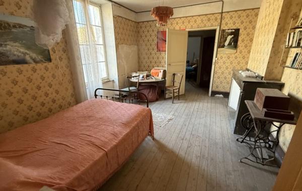 Vente Maison avec remise et jardin à rénover Homps   