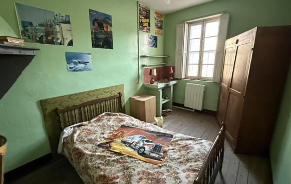 Vente Maison avec remise et jardin à rénover Homps   