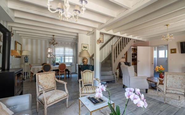 Maison à vendre    7 pièces •  Labouheyre