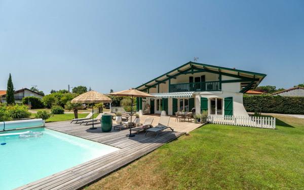 Maison à vendre    7 pièces •  Labouheyre