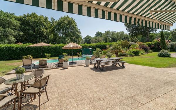 Maison à vendre    7 pièces •  Labouheyre