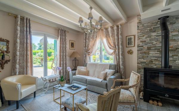 Maison à vendre    7 pièces •  Labouheyre