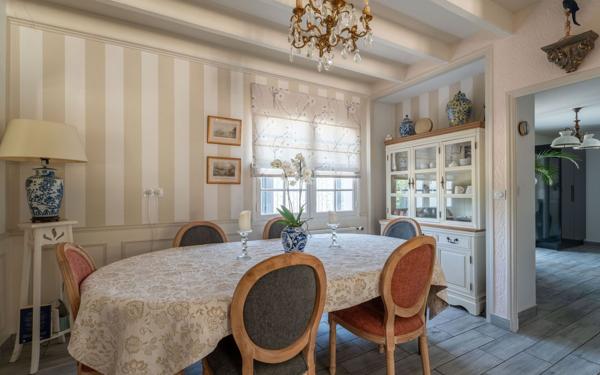 Maison à vendre    7 pièces •  Labouheyre