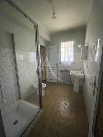 CLOS BANET VILLA DE 162 M² POSSIBLE 3 APPARTEMENTS . TERRAIN DE 4O3 m²