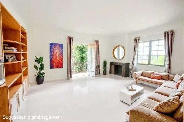 CLOS BANET VILLA DE 162 M² POSSIBLE 3 APPARTEMENTS . TERRAIN DE 4O3 m²