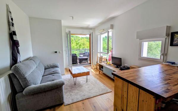 Appartement à vendre    2 pièces •  Floirac