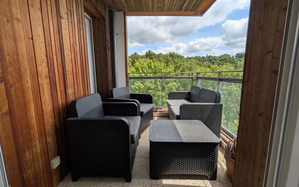 Appartement à vendre    2 pièces •  Floirac