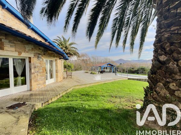 Maison à vendre 14 pièces 470 m² Urrugne