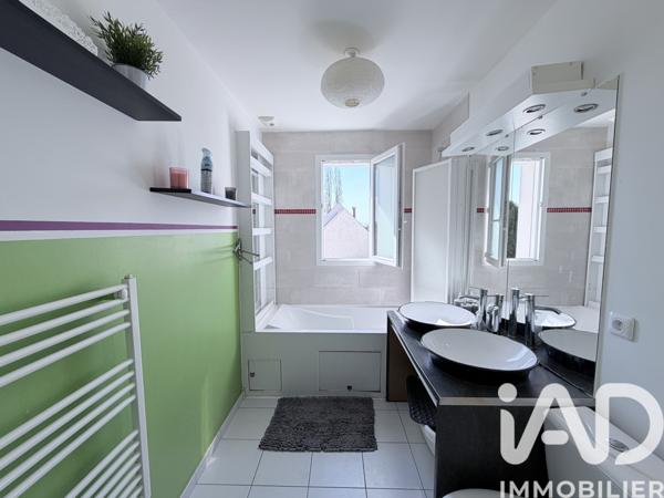 Location maison 6 pièces 86 m² Villevaudé