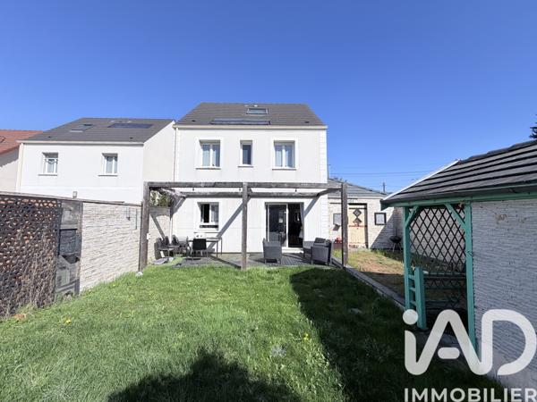 Location maison 6 pièces 86 m² Villevaudé