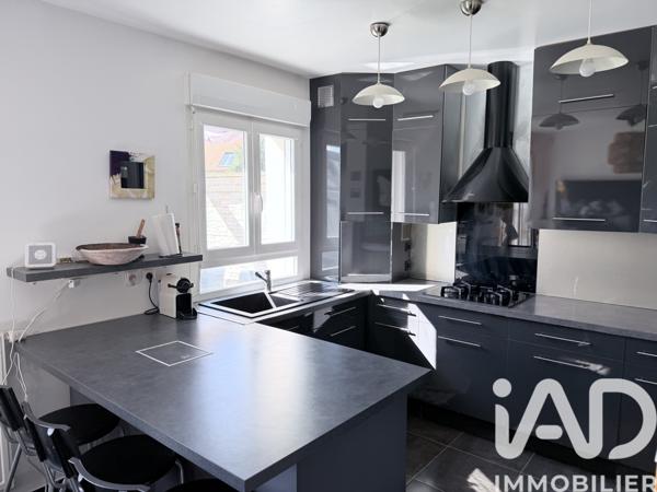 Location maison 6 pièces 86 m² Villevaudé
