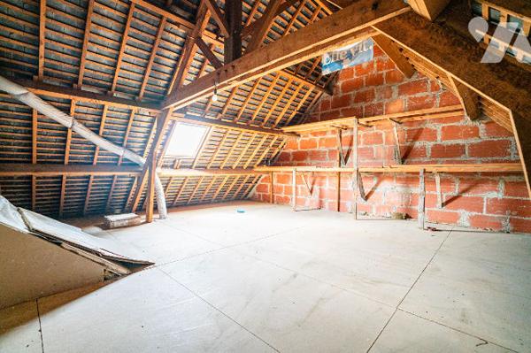 NOUVEAUTE - CHARTRES  de BRETAGNE - MAISON T6 4 CHAMBRES