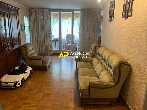 Sartrouville - Appartement 5 pièces 107 m2 avec cave et box 212 000 € **  - Référence  9593