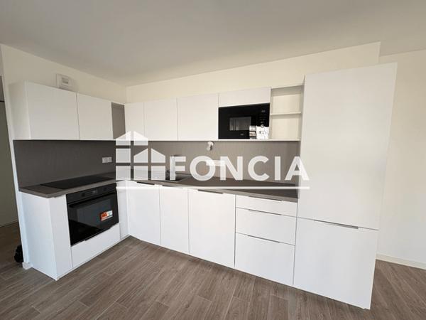 Location Appartement 4 pièces 78.11 m² - Avrille 49240